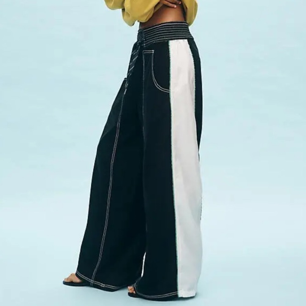 Anthropologie Pilcro Reworked Wide-Leg Sports Pants - Picture 2 of 11